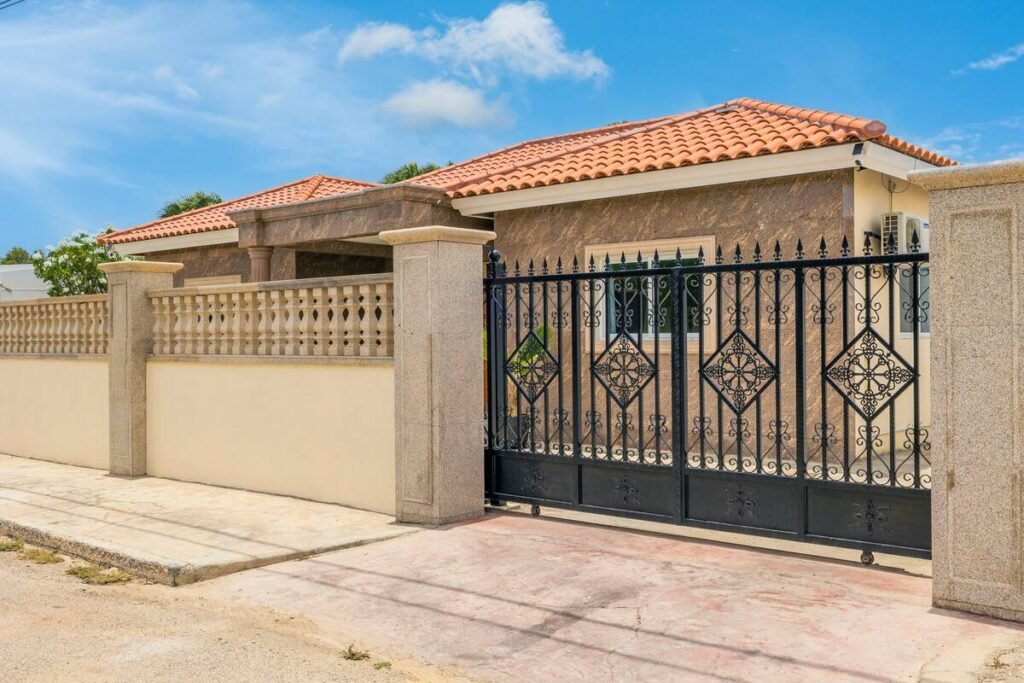 9aea5241 1b9a 4607 8c85 59cbed74f208